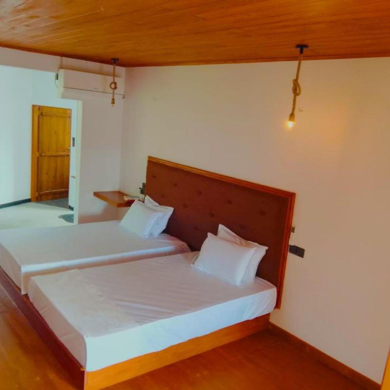 Thusara Guesthouse Mirissa Buitenkant foto