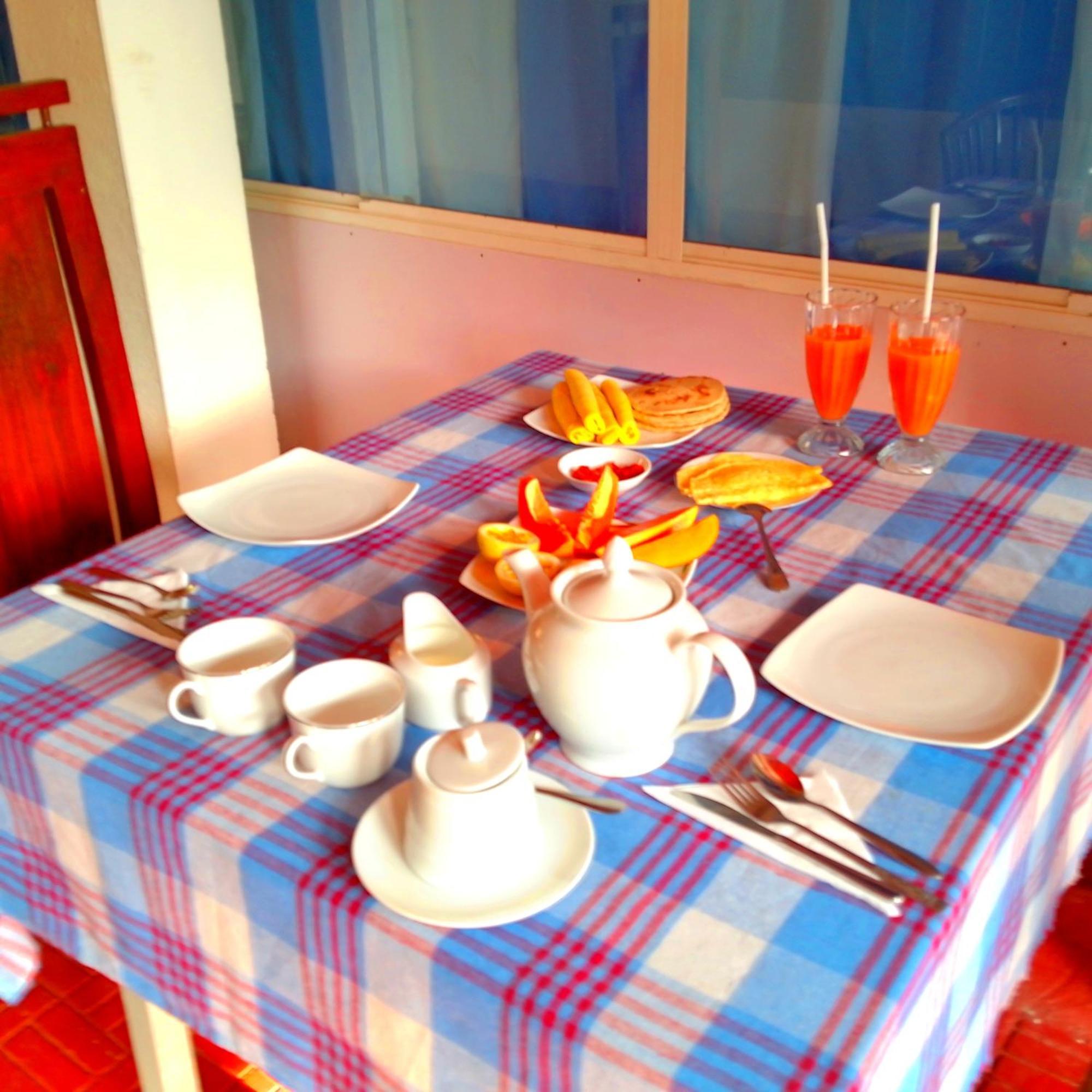 Thusara Guesthouse Mirissa Buitenkant foto