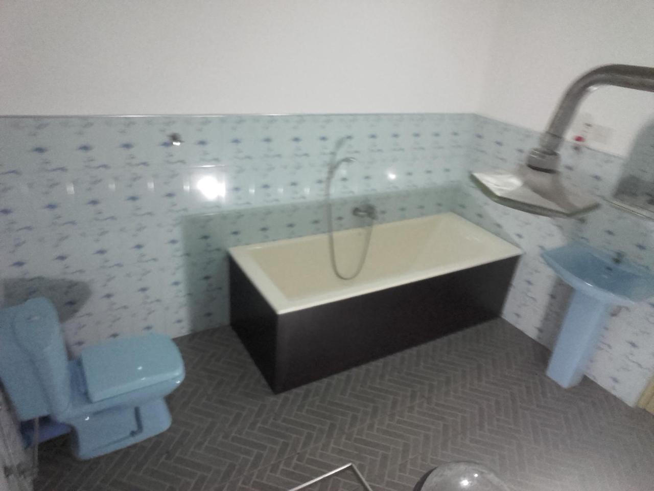 Thusara Guesthouse Mirissa Buitenkant foto